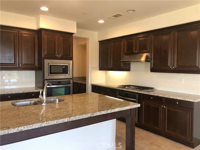 Building Photo - 1312 Macneil Dr