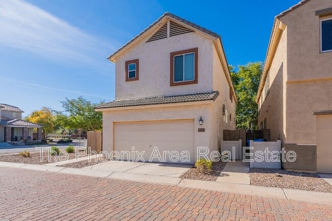 Building Photo - 2189 S Sanders Dr