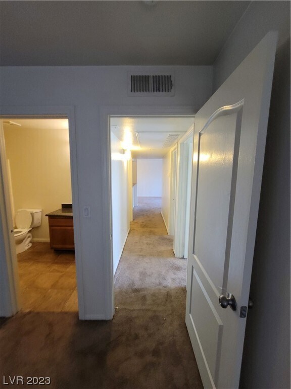 Building Photo - 2121 Blue Breeze Dr