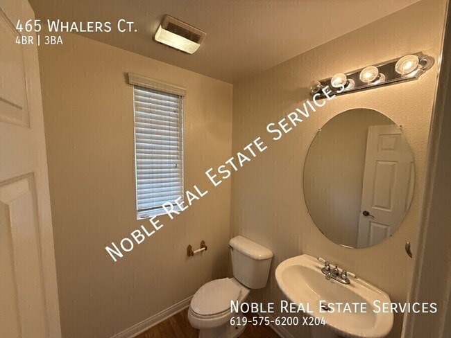 Building Photo - 465 Whalers Ct