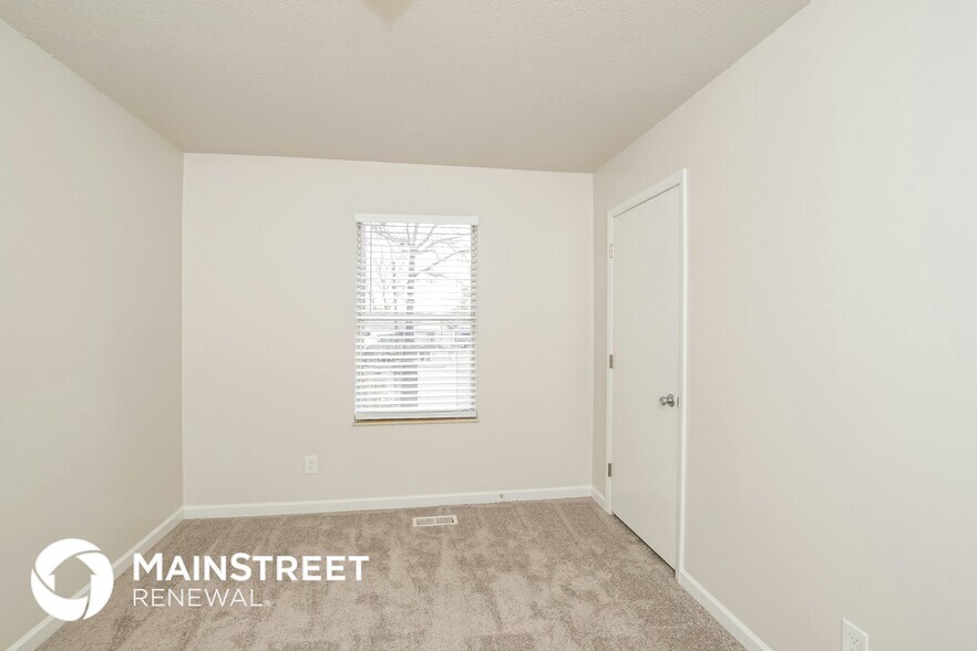 Building Photo - 5608 Malmsbury Rd NW