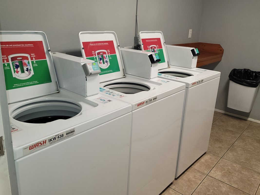 Building Photo - 1021 Scott St