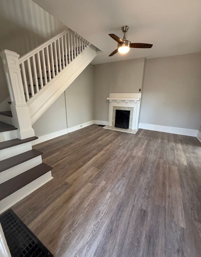 Building Photo - Close To Downtown & Vibrant Winston Attractions!!