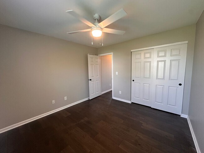 Building Photo - 4BR/2BA Home for Rent in Eastwood w/Basement and Backyard Deck!