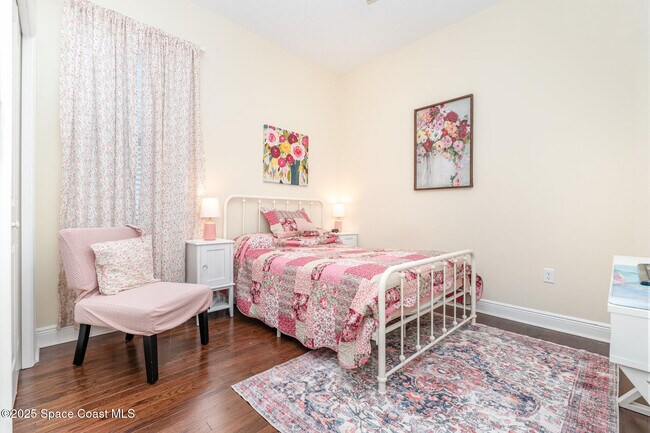 Building Photo - 2829 Avalonia Dr