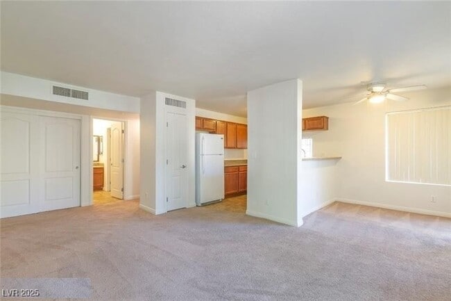 Building Photo - 2100 Jetty Rock Dr