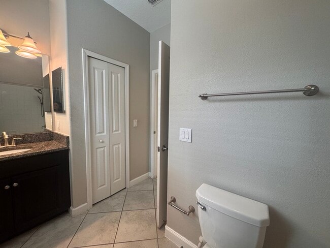 Building Photo - 4 Bedroom/3 Bathroom Enclave at Terra Bella