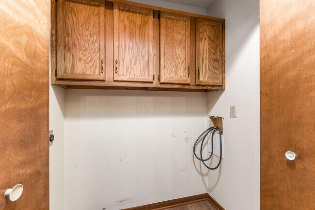 Building Photo - 4847 Dierker Rd