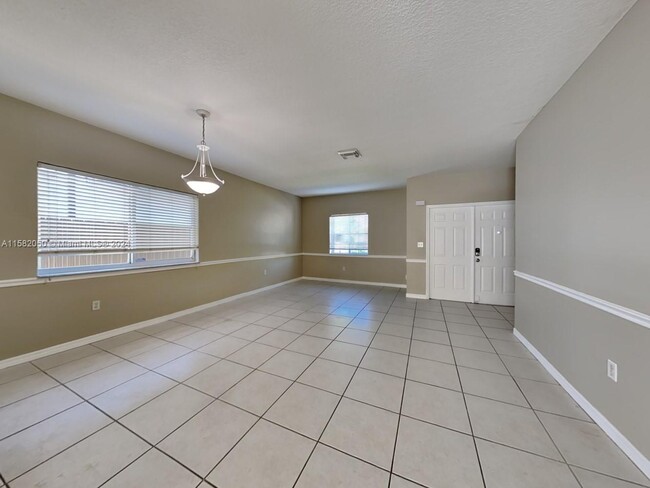 Building Photo - 9059 SW 162nd Ct