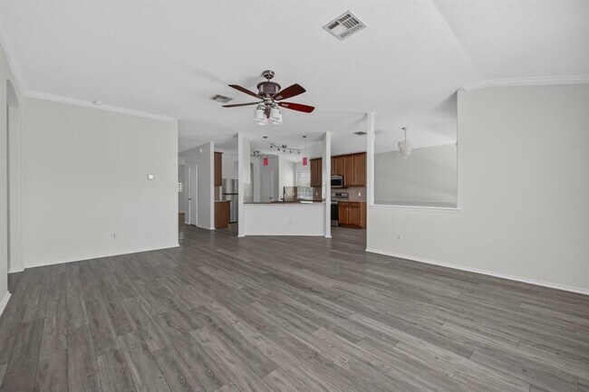Building Photo - 315 Waterlily Way