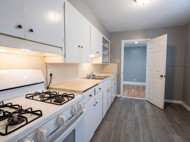 Building Photo - Bossier City - 3 Bed 1 bath -  Apartment