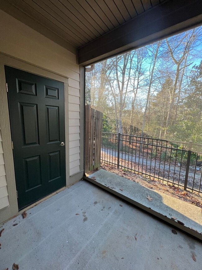 Building Photo - Beautiful 2 Bed 2 Bath Townhome in Southern Pines