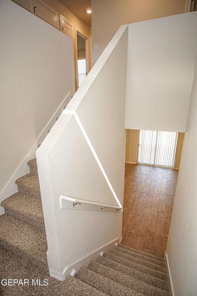 Building Photo - 1640 Brevoort St