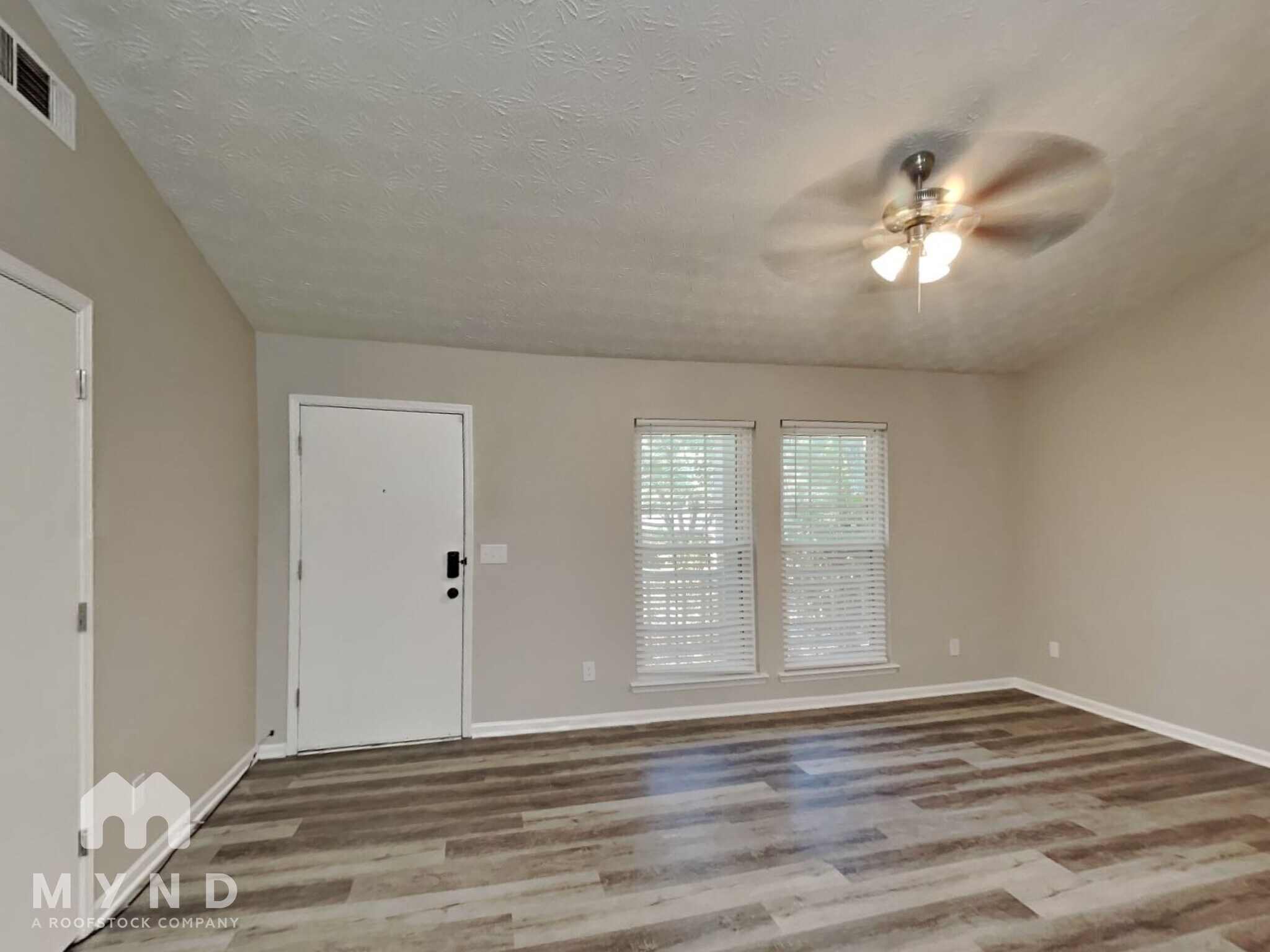 Building Photo - 264 Fennel Wy SW