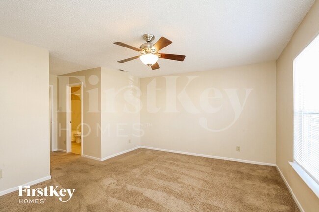 Building Photo - 10871 Zimmerman Ln