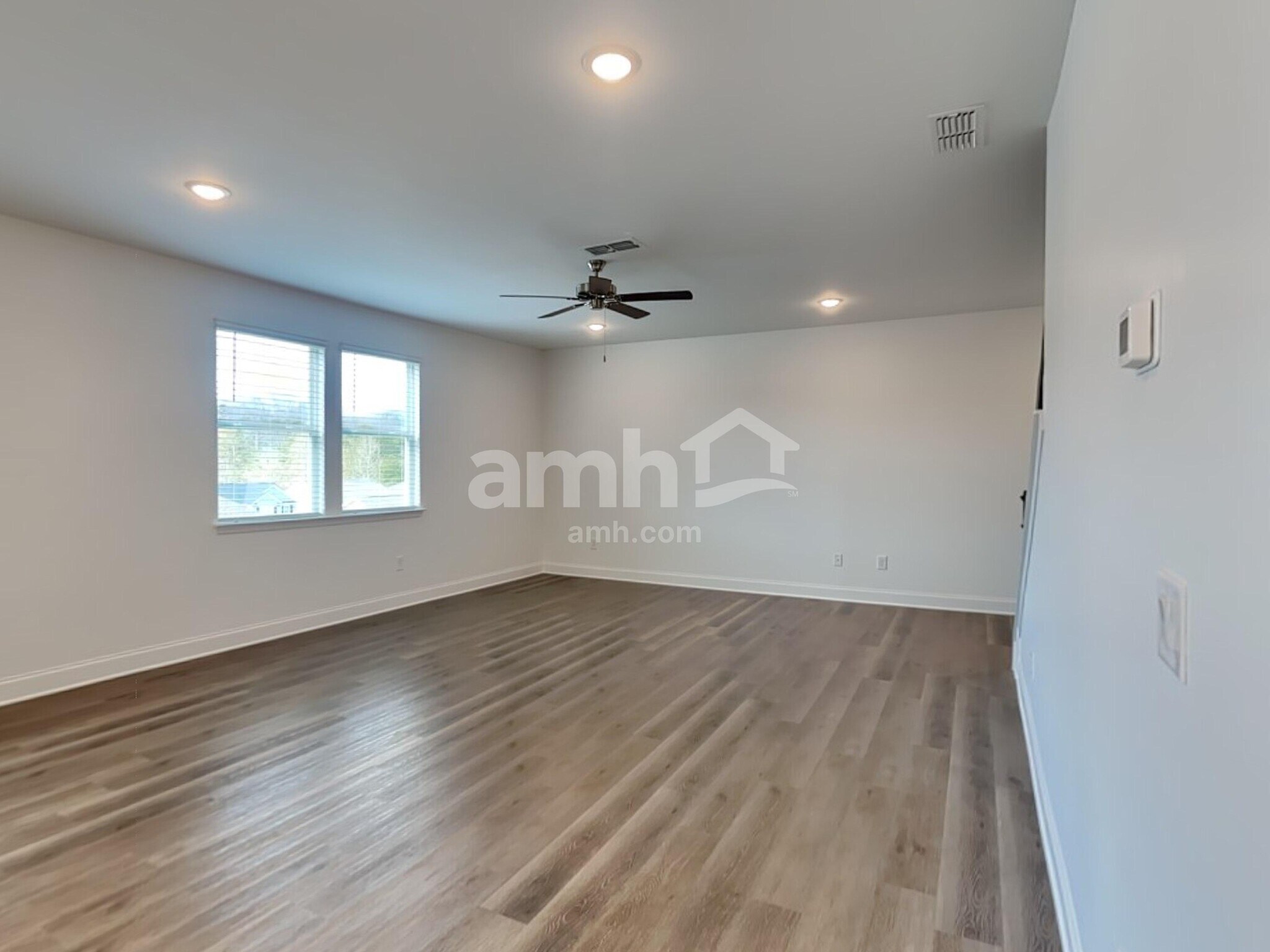 Building Photo - 1335 Soapstone Rd