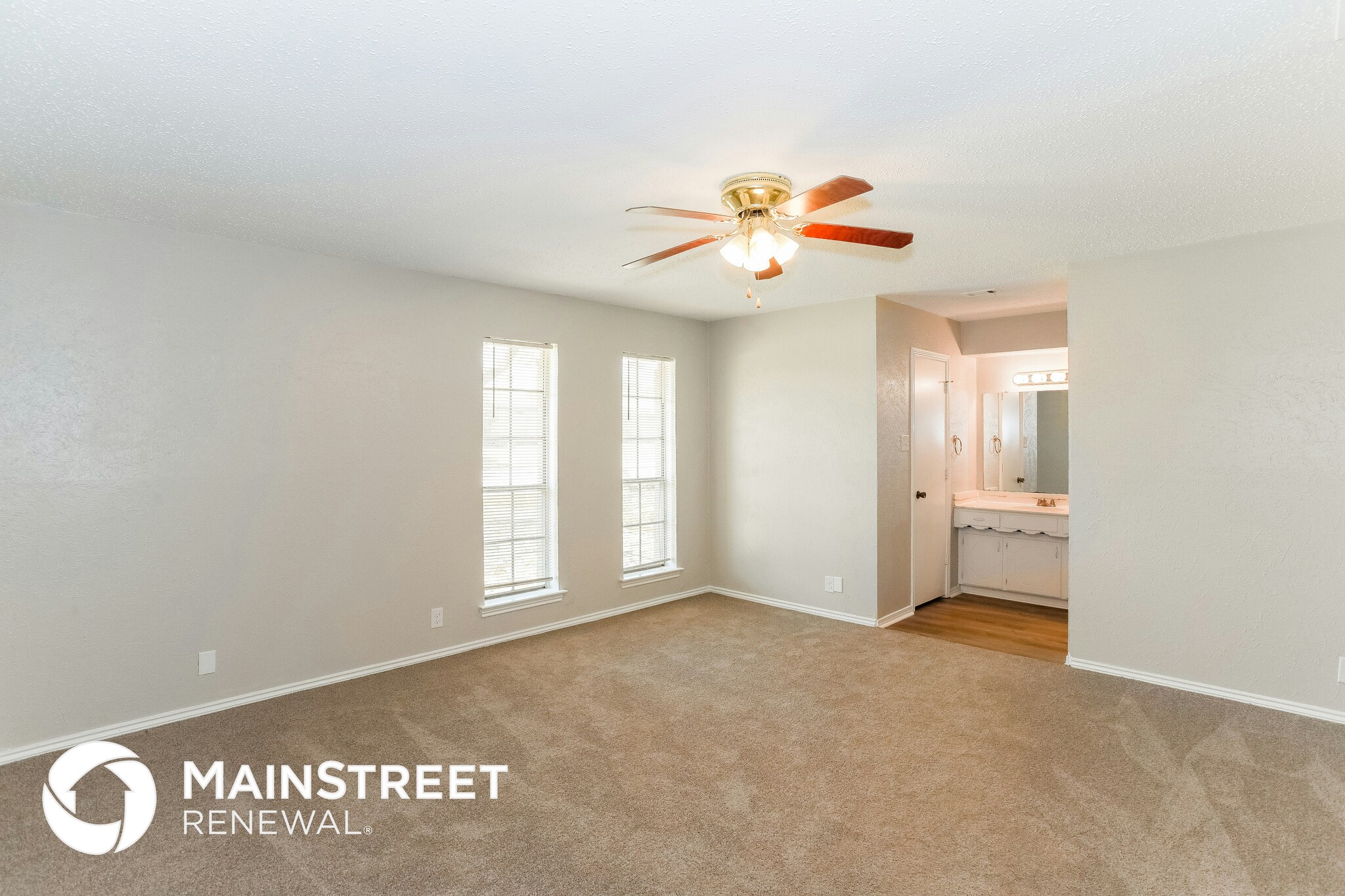 Building Photo - 1813 El Paso St