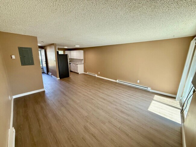 Building Photo - 3621 Butternut Dr