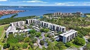 Building Photo - 2900 Cove Cay Dr
