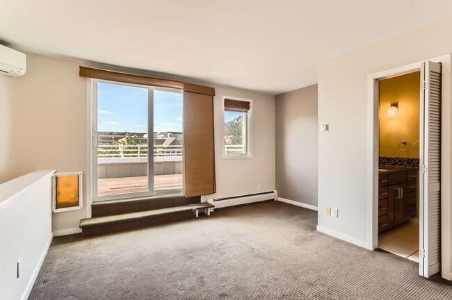 Building Photo - AMAZING LOCATION 2 Bed 2 Bath Condo In The Heart of Downtown Boulder