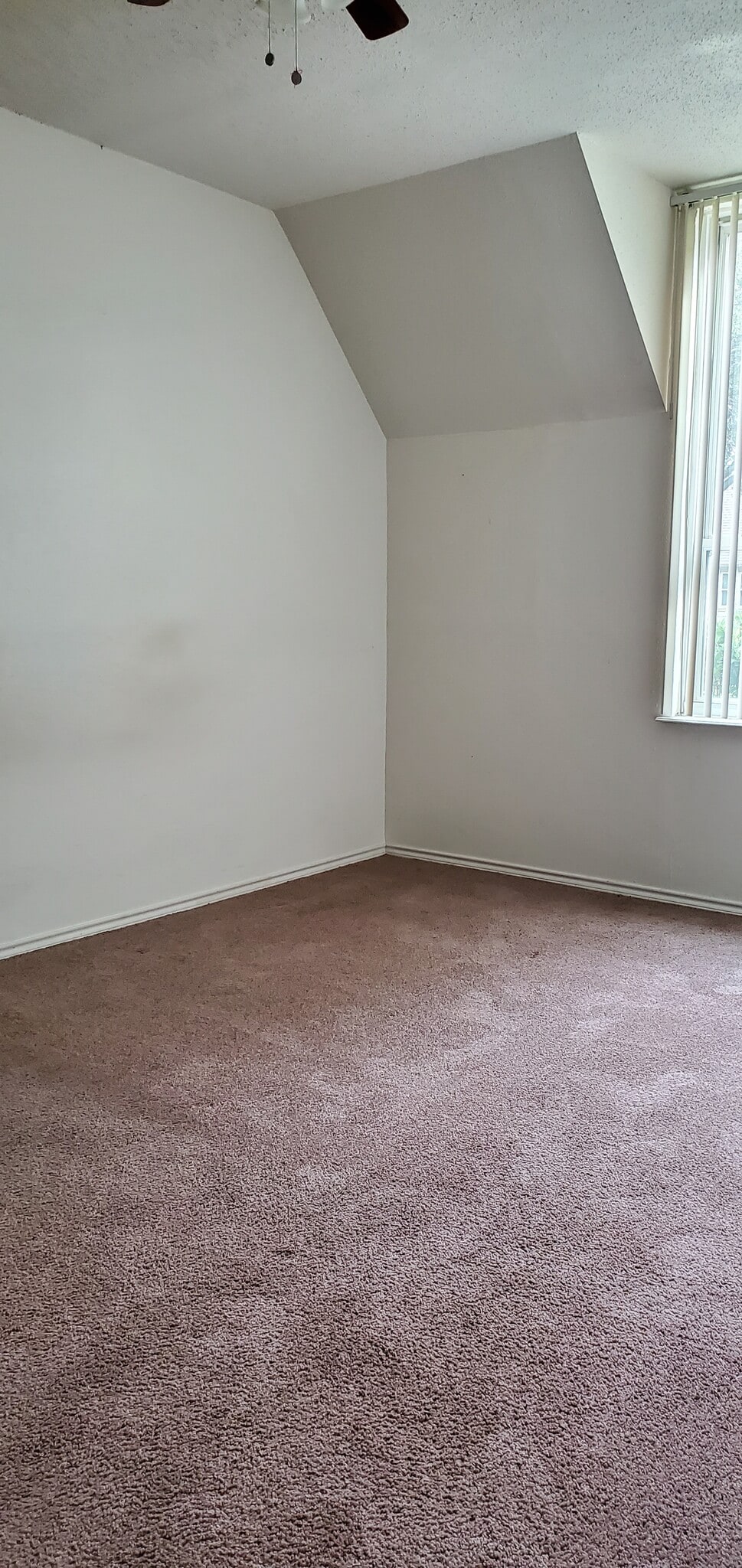 Bedroom - 2103 Greenbriar Colony Dr