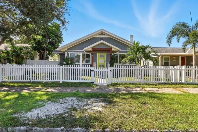 Building Photo - 3634 Burlington Ave N