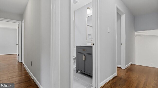 Building Photo - 11419 Lund Pl