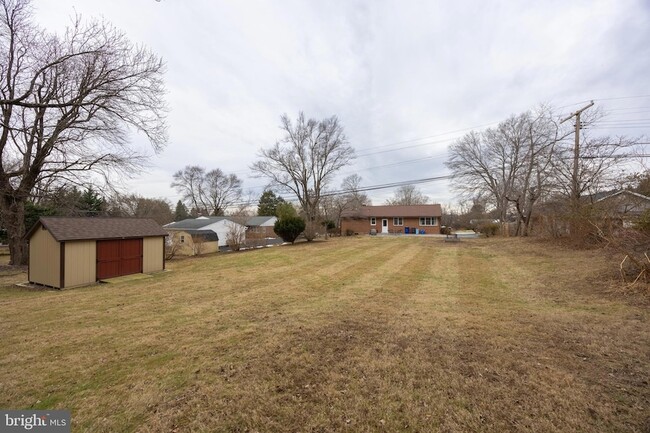 Building Photo - 3317 Coventry Ct Dr