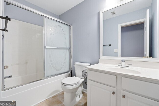 Building Photo - 5440 Village View Ln SW