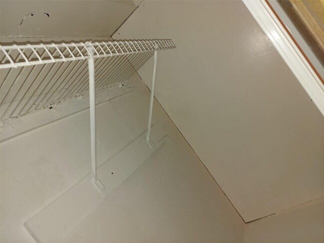 Building Photo - 3021 SW 1st Terrace