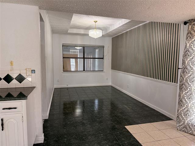 Building Photo - 2150 Courtland Cir