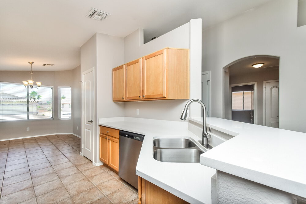 Building Photo - 8949 N Velvet Mesquite Pl