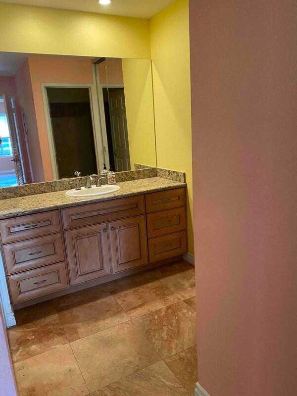 Building Photo - 45 Streamwood