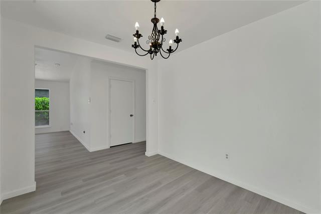 Building Photo - 1019 Sanders Dr