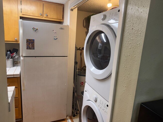 Building Photo - 2510 San Gabriel St