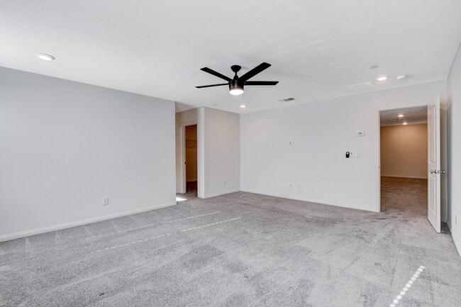 Building Photo - 8439 Vacarez Dr