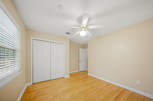 Building Photo - 1535 Breamstone Ridge