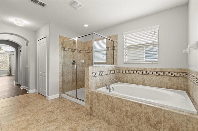 Building Photo - 20405 Autumn Fern Ave