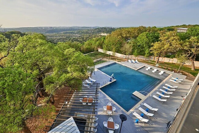 Building Photo - 3600 S Lamar Blvd