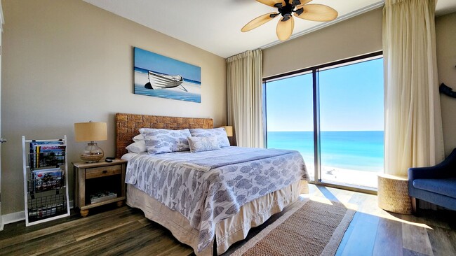 Building Photo - 701 Condos with Breathtaking Ocean View!!!