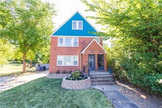 Building Photo - Mozina 3 BR