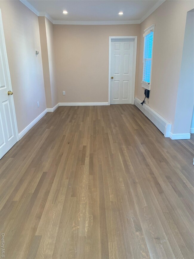 Building Photo - 75 W Washington Ave