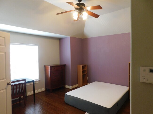 Building Photo - 2615 Starboard Point Dr