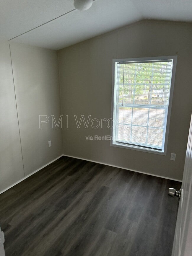 Building Photo - 29 Lachapelle St