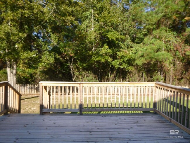 Building Photo - 30738 Pinyon Dr