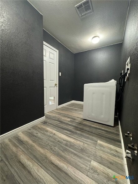 Building Photo - 701 Black Hills Trail