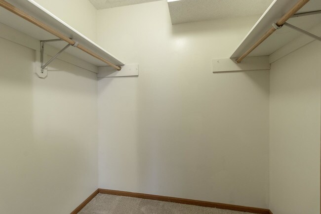 Building Photo - 2430 Pimlico Ct