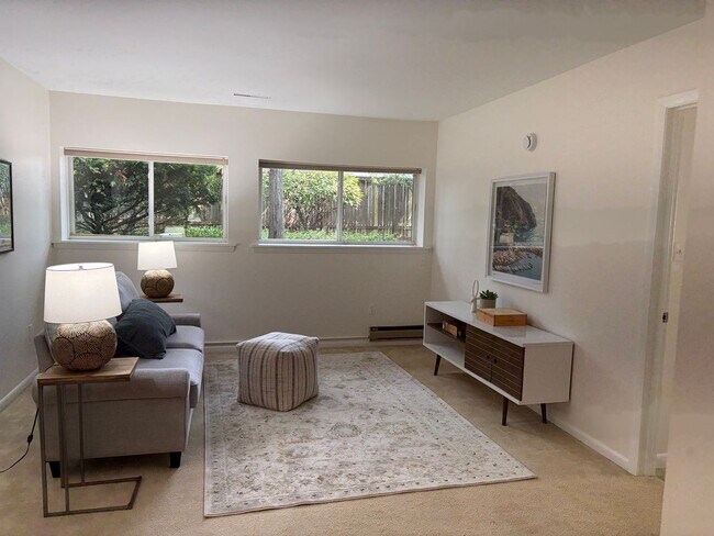 Building Photo - 1016 Timber Creek Dr