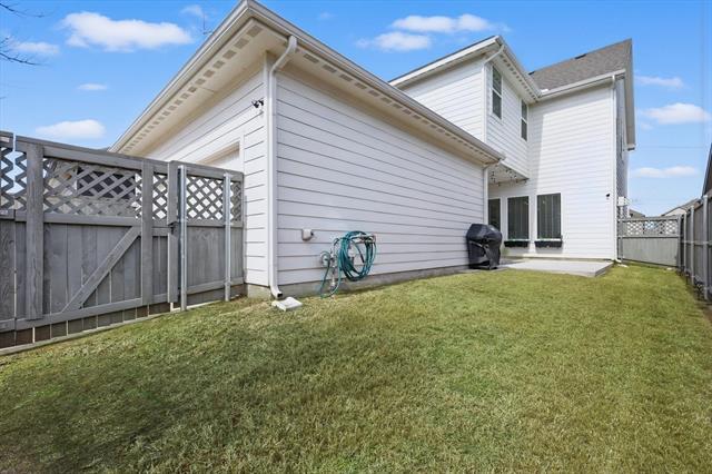 Building Photo - 2513 Elm Pl
