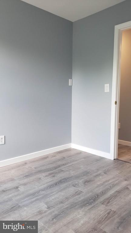 Building Photo - 22 Meadow Rue Ln
